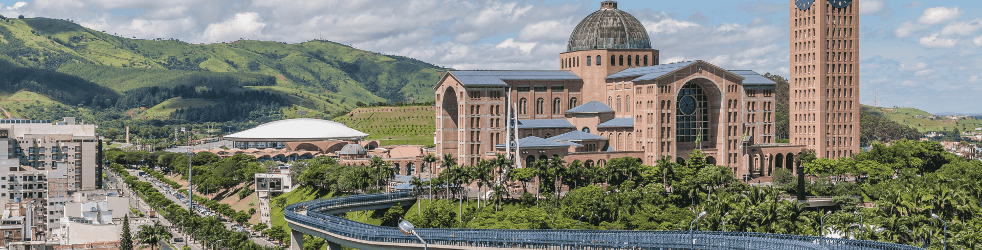 Aparecida com Campos do Jordão