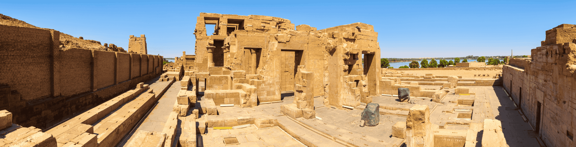 Egito com Cruzeiro, Alexandria e Abu Simbel no Réveillon foto 1